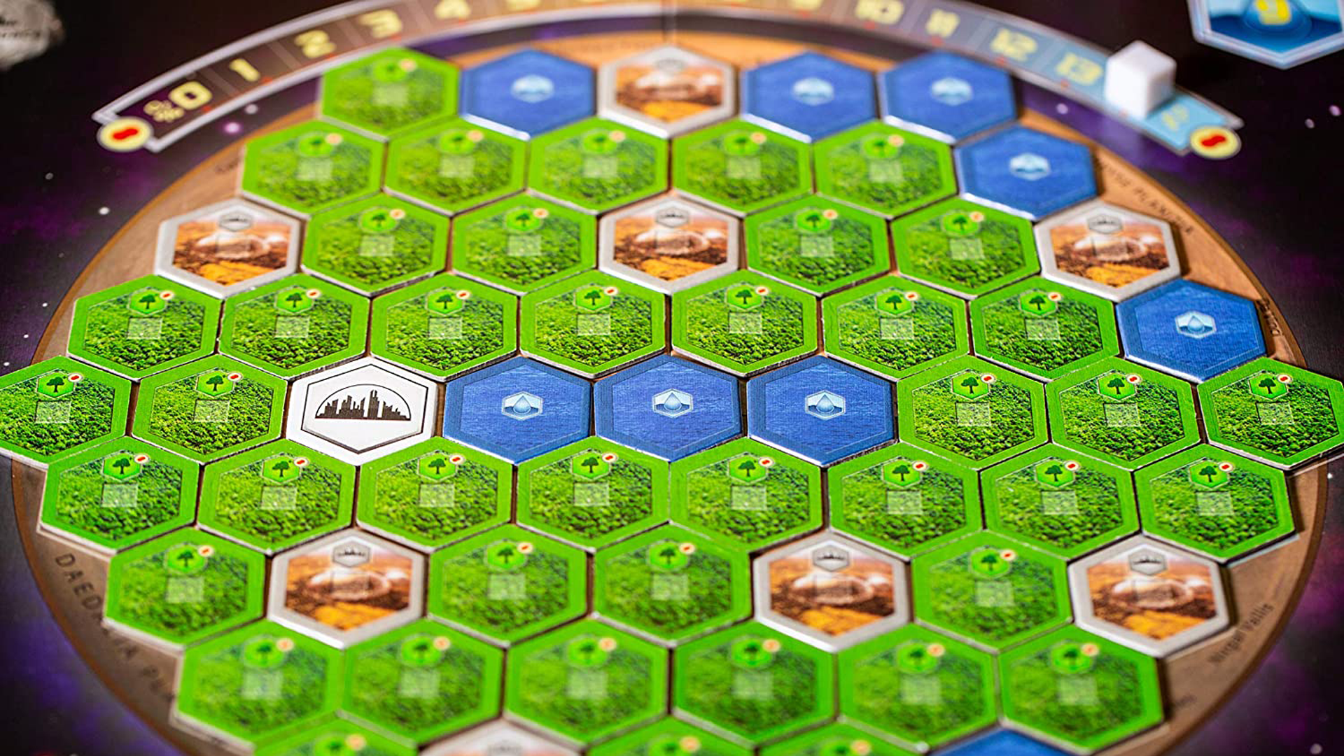 Terraforming Mars’ Big Box expansion brings 3D terrain to the surface of the Red